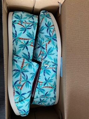 TOMS Palm Print Canvas Slip-Ons in Aqua and Teal